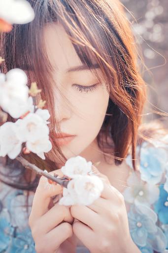 图书馆的女朋友